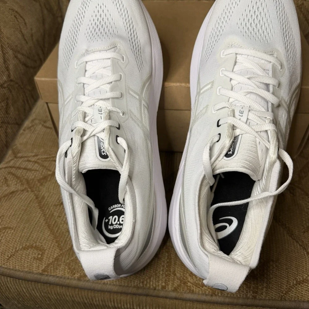 ASICS Gel-Kayano 31 White Grey 1011B867 Men's Size 12.5 Running Shoes